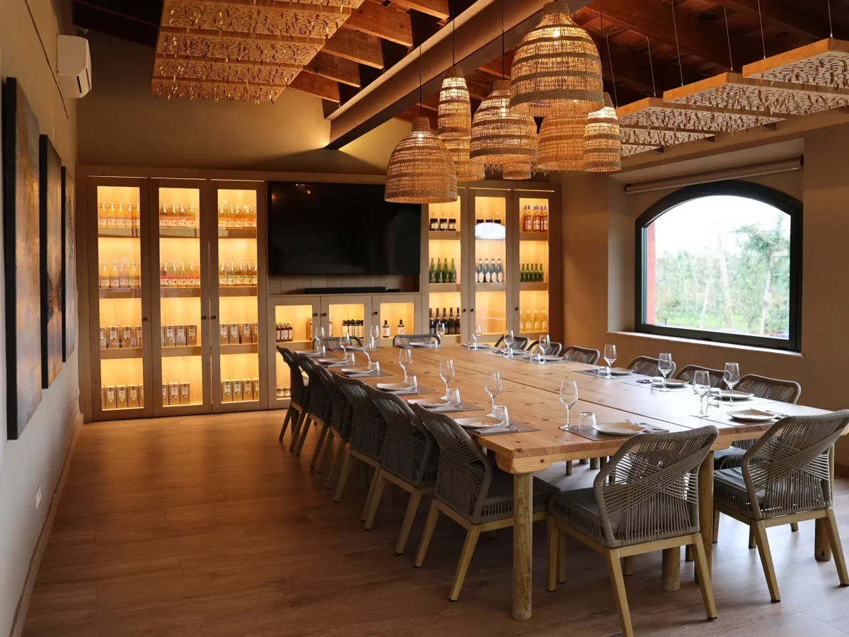 Discover Mooma's private spaces, designed for celebrations, meetings, and exclusive gastronomic experiences in an elegant, warm setting surrounded by the essence of the Empordà.